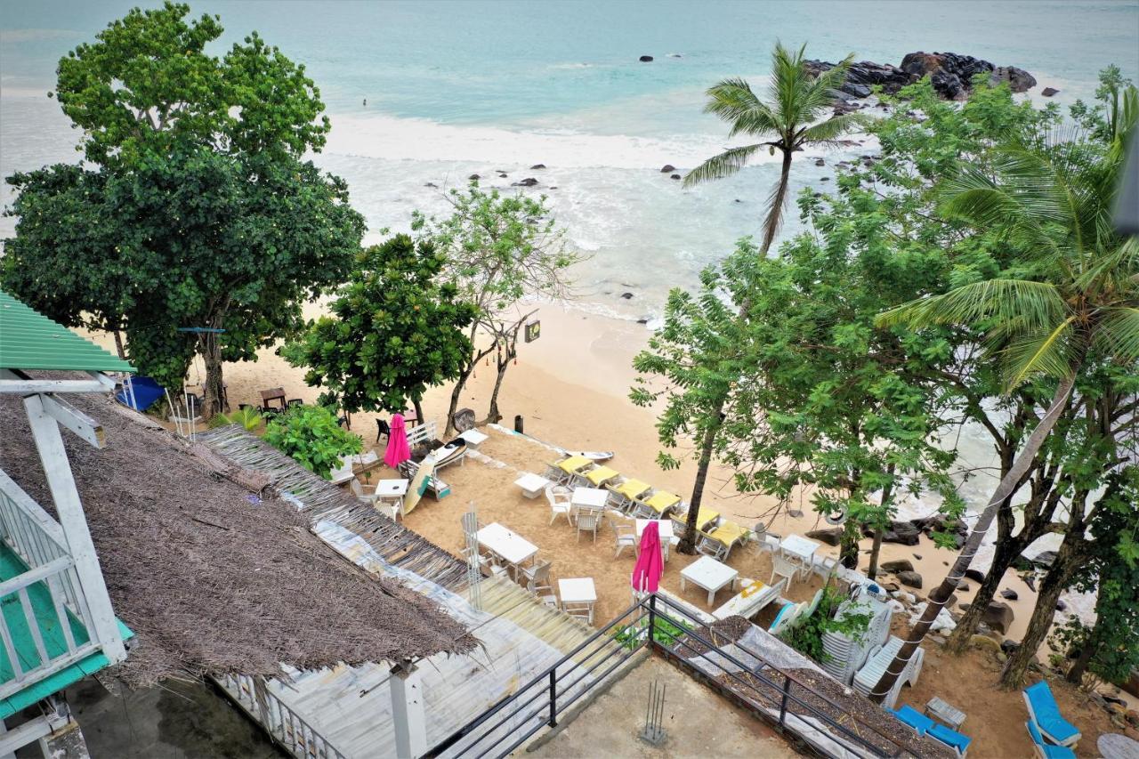 Surf Bar Mirissa Hotell Eksteriør bilde