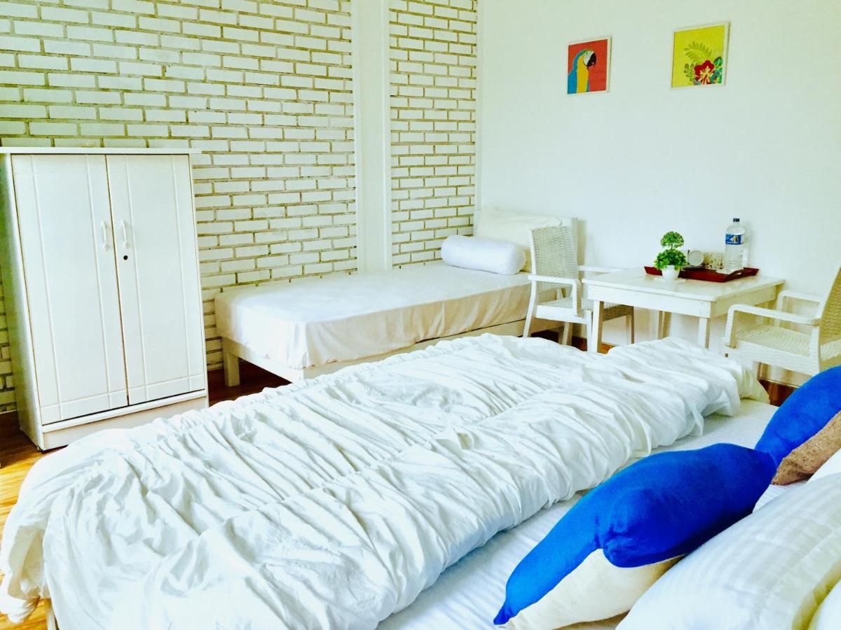 Surf Bar Mirissa Hotell Eksteriør bilde